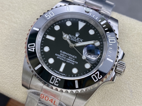 激安ロレックス背面デザイン